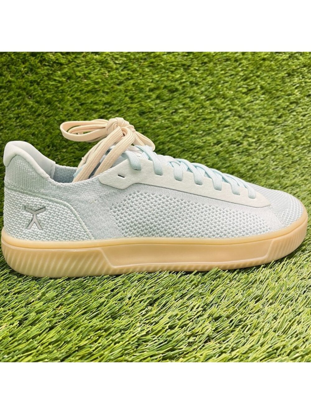 Flux Footwear Adapt Trainer Icecube Blue Mens Size 10 Athletic Shoes Sneakers